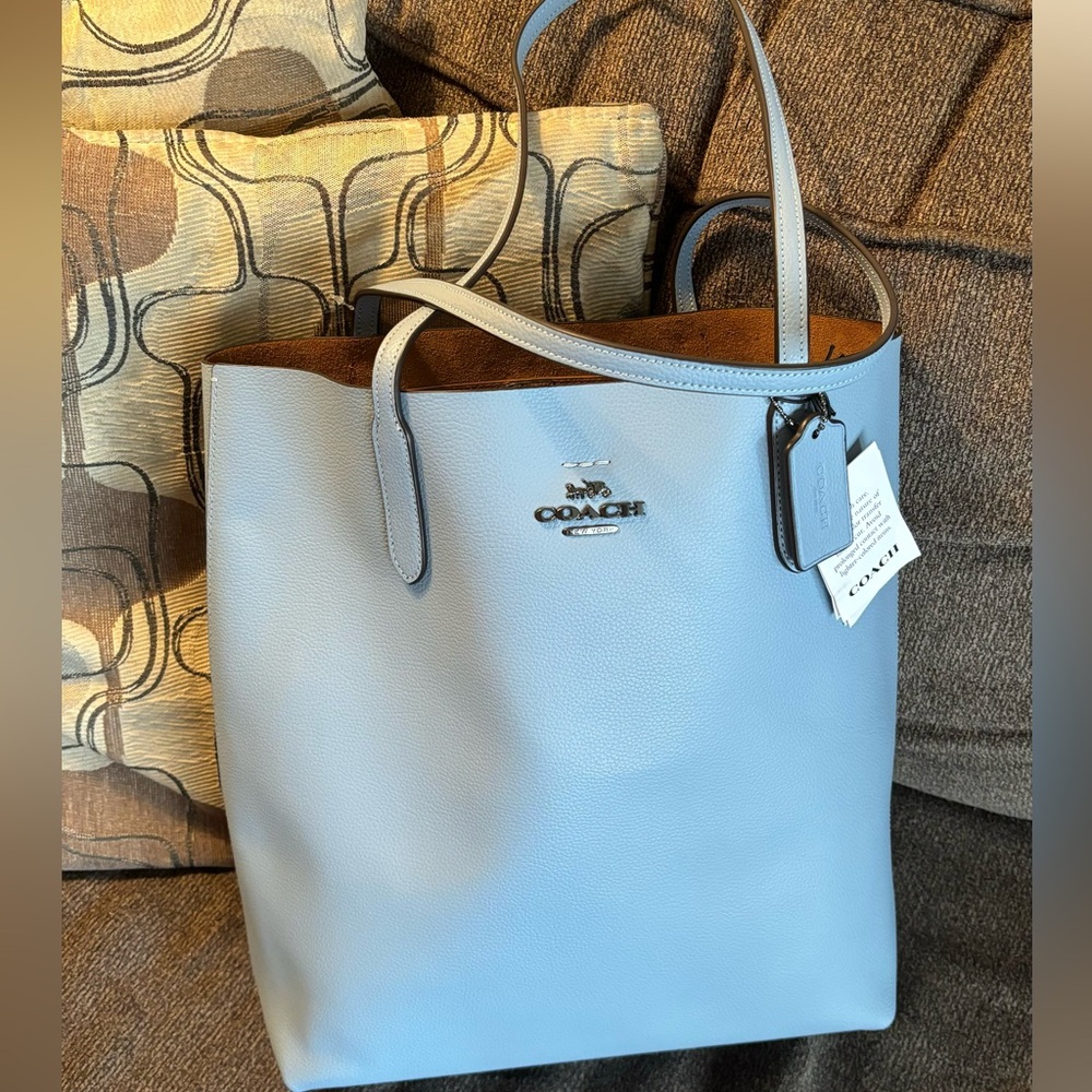 Authentic COACH Pebbled leather/suede snap long Tote